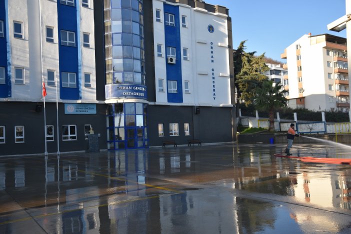 atakum-belediyesi-okul-temizligi-1.jpg