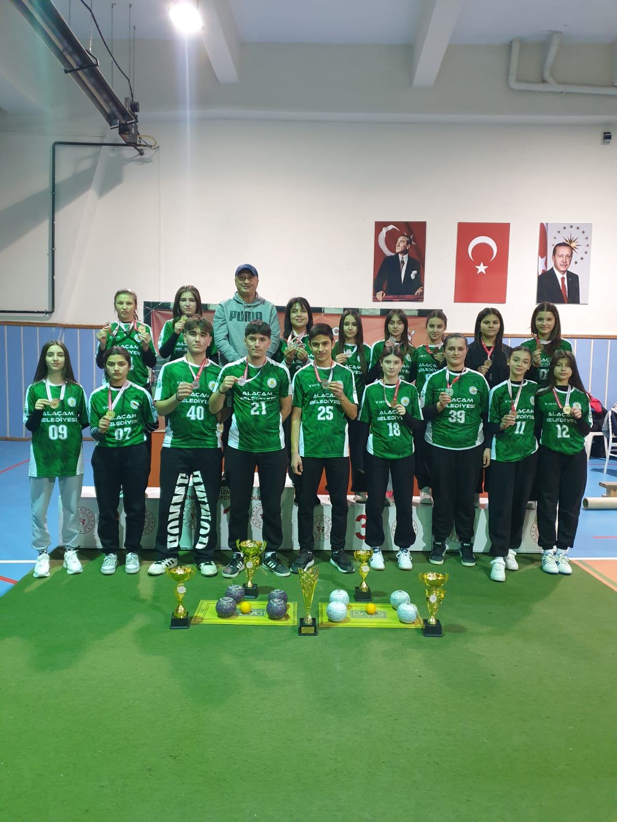 cim-topu-turkiye-sampiyonu-alacamspor-581509-172093.jpg