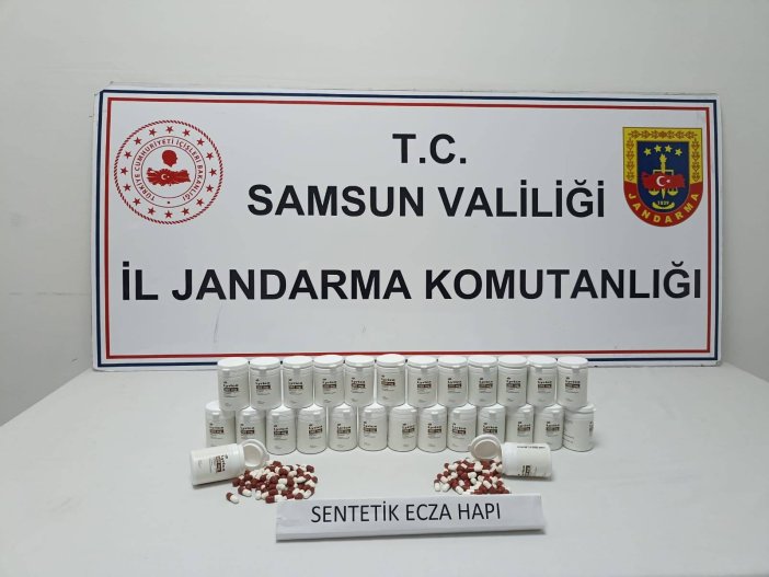 aa-20250228-37202198-37202197-samsunda-uyusturucu-operasyonunda-2-zanli-yakalandi.jpg