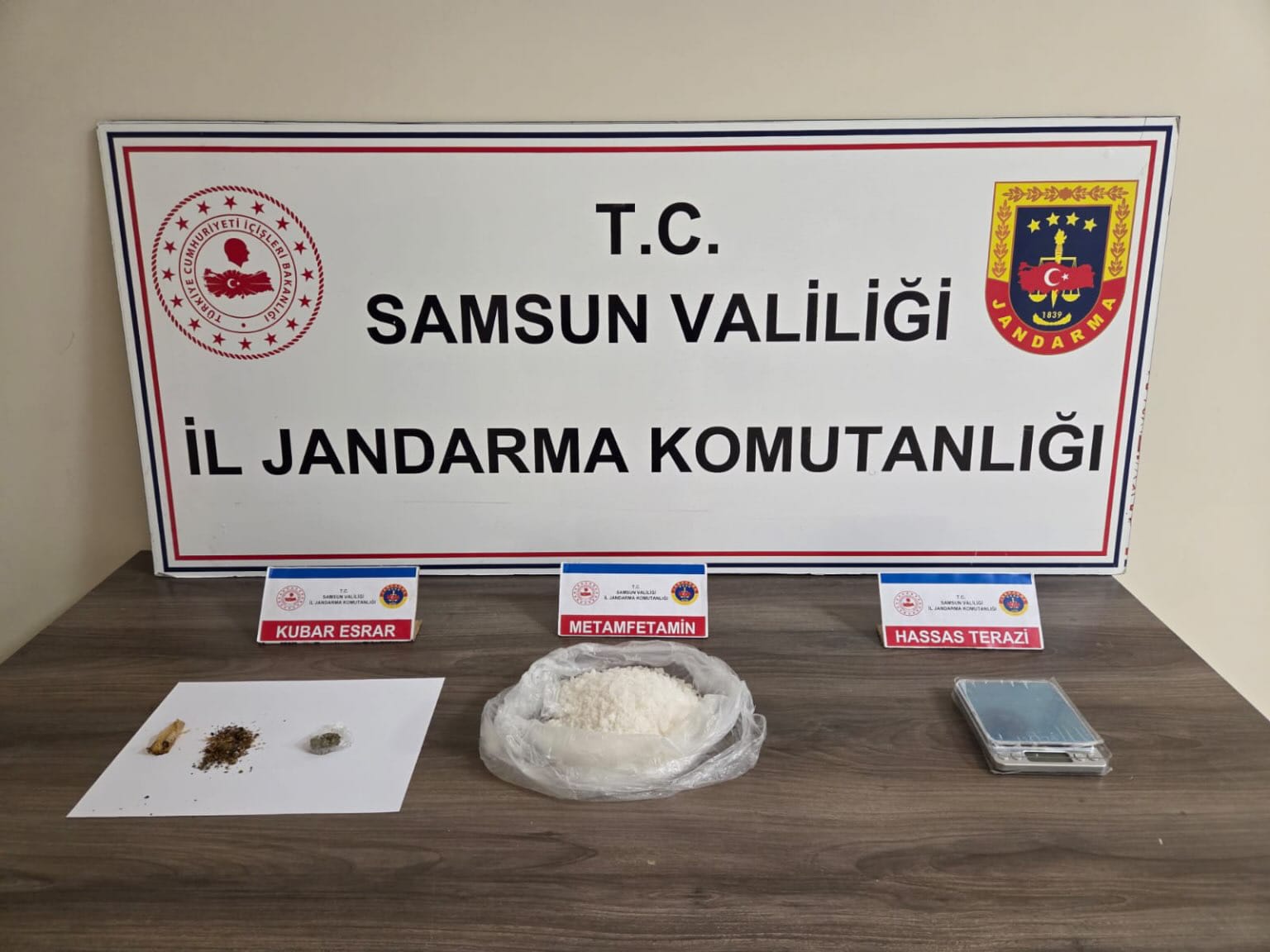 aa-20250303-37222814-37222813-samsunda-uyusturucu-operasyonlarinda-2-zanli-yakalandi.jpg