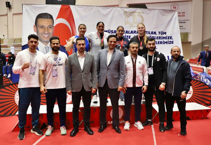 aa-20250422-37713976-37713971-samsunda-22-yas-alti-genc-ve-yildiz-kadinlar-turkiye-boks-sampiyonasi-sona-erdi.jpg