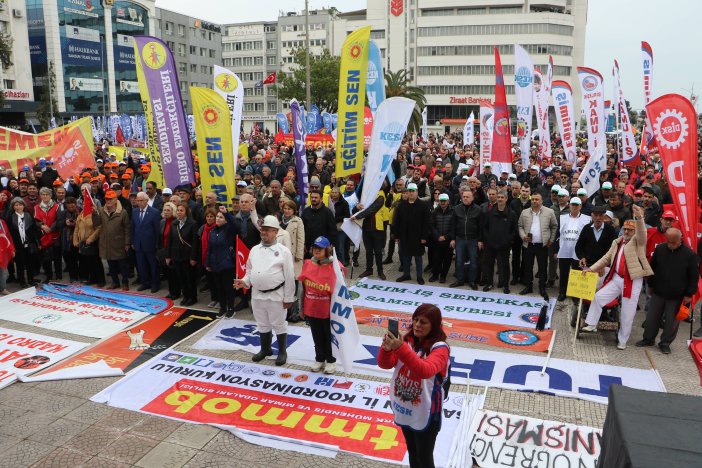 samsunda-1-mayis-coskuyla-kutlandi-689004-204147.jpg