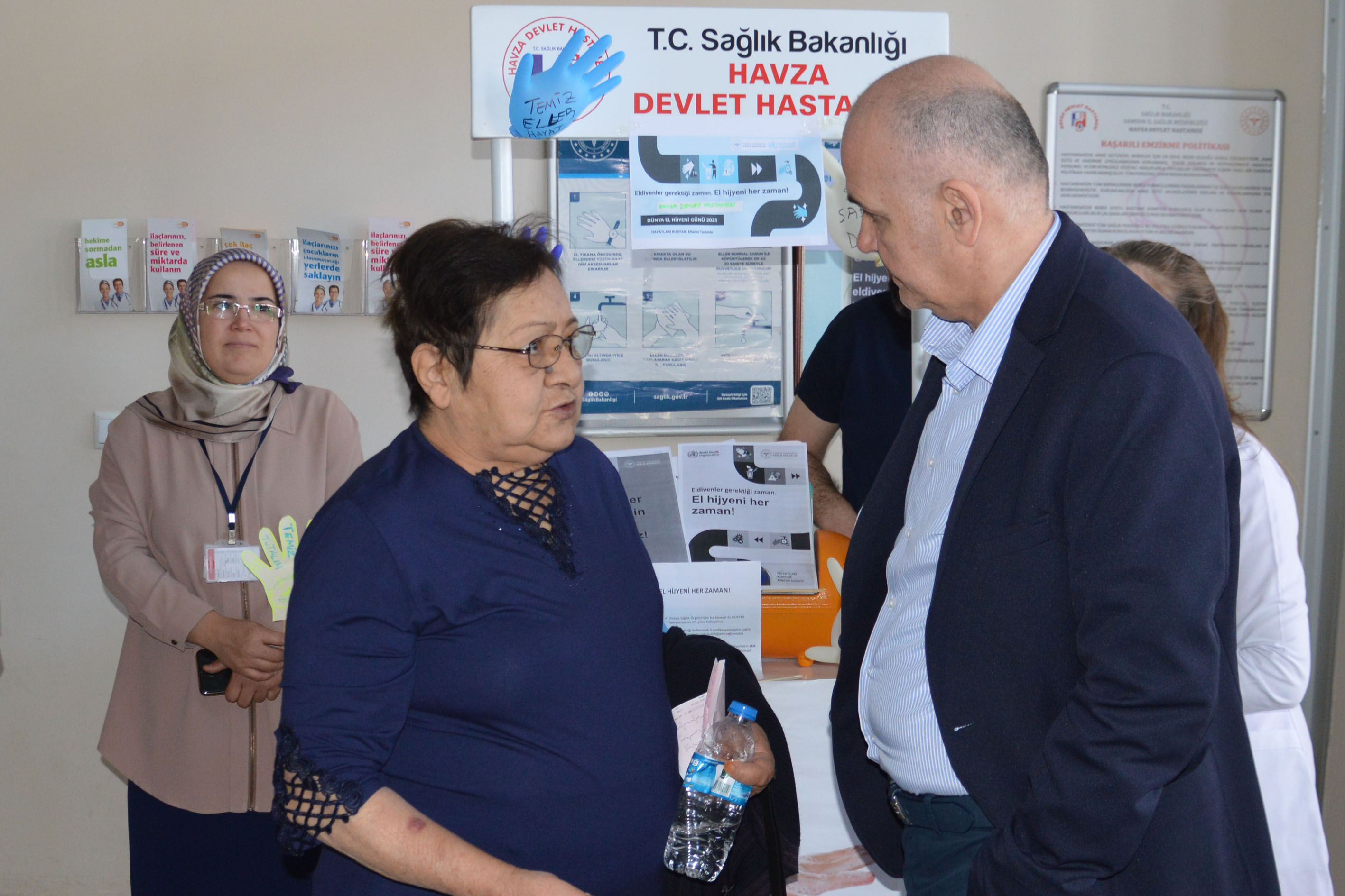 aa-20250505-37852109-37852106-havza-devlet-hastanesinde-el-hijyeni-standi-acildi.jpg
