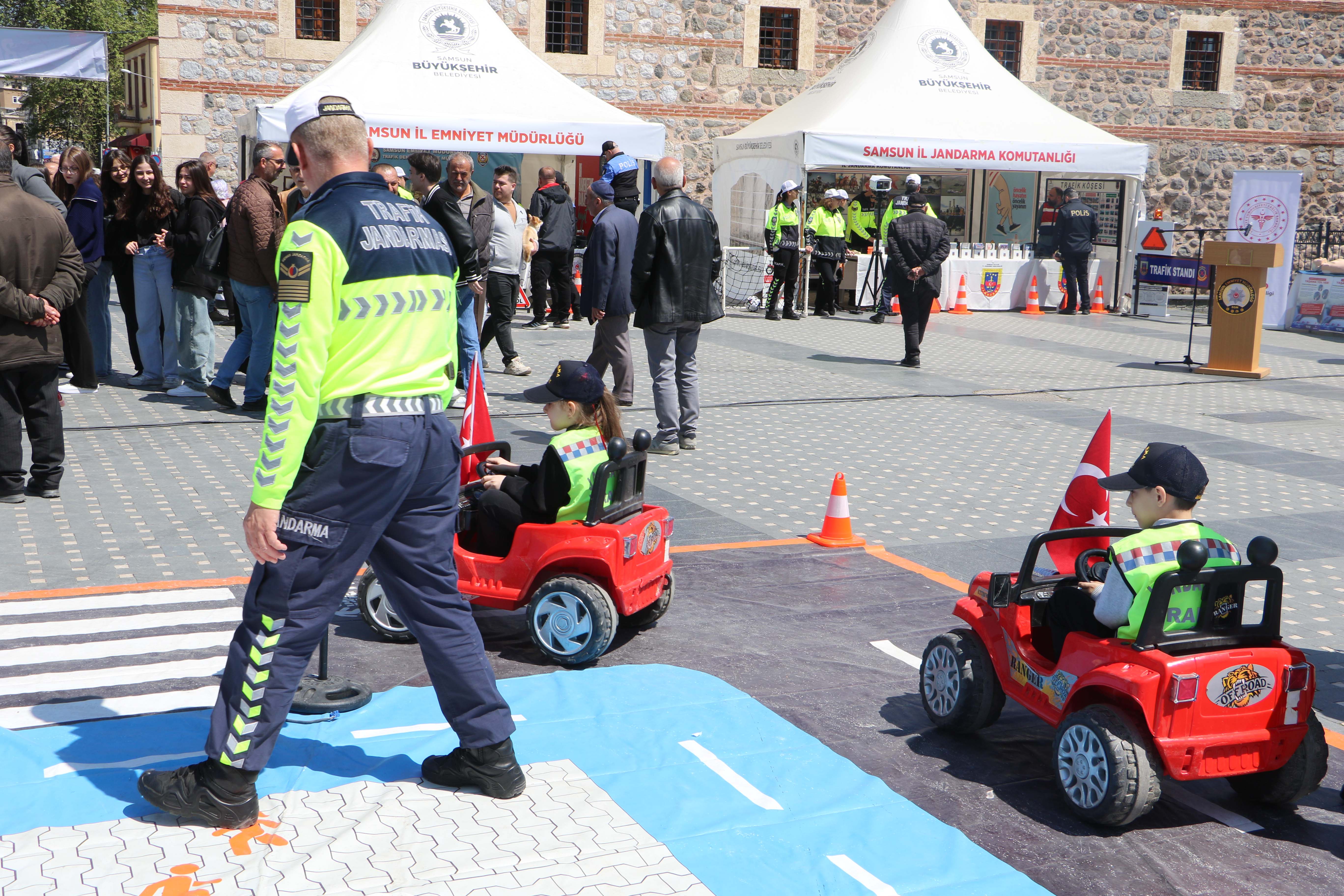 karayolu-trafik-haftasi-etkinlikleri-sam-695190-205908.jpg