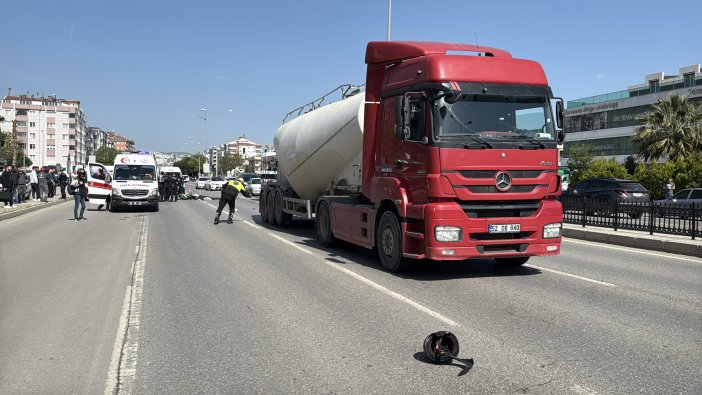 aa-20250508-37882583-37882581-samsunda-tirla-carpisan-motosikletin-surucusu-oldu.jpg