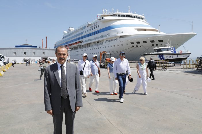 aa-20250508-37883562-37883561-astoria-grande-kruvaziyeri-samsuna-geldi.jpg