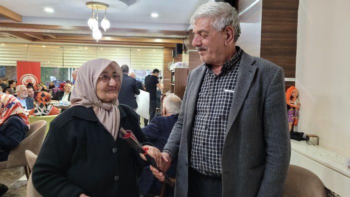 aa-20250510-37905641-37905635-samsunda-evlilikleri-40-yili-asan-ciftlere-ozel-program-duzenlendi.jpg