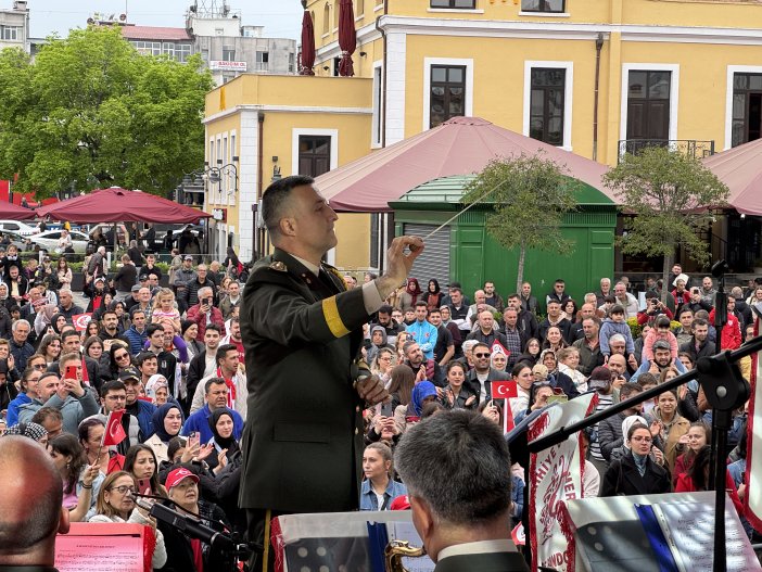 aa-20250518-37998501-37998498-samsunda-askeri-bando-konser-verdi.jpg