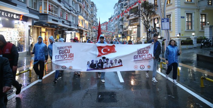 aa-20250518-38000756-38000750-samsunda-bayrak-yuruyusu-ve-fener-alayi-duzenlendi.jpg