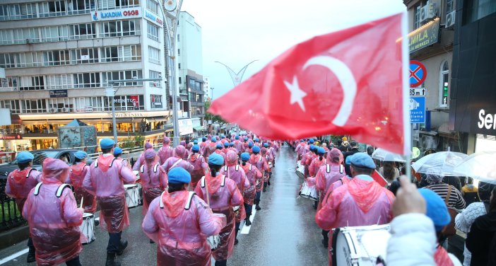 aa-20250518-38000756-38000751-samsunda-bayrak-yuruyusu-ve-fener-alayi-duzenlendi.jpg
