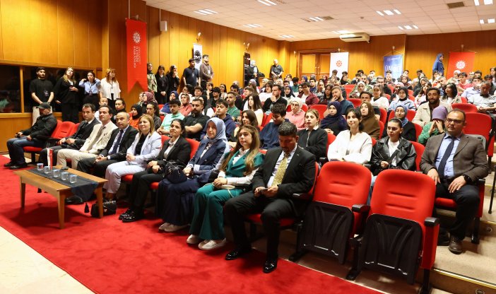 aa-20250521-38030168-38030163-samsunda-bilisim-caginda-dezenformasyon-konferansi-duzenlendi.jpg