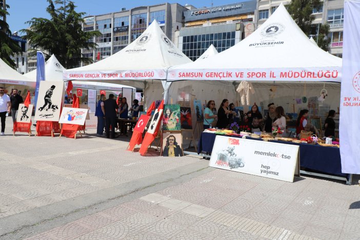 aa-20250524-38069182-38069173-samsunda-universite-ogrencilerinin-el-sanatlari-sergisi-acildi.jpg