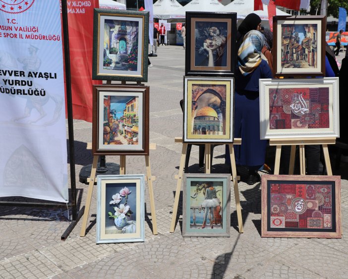 aa-20250524-38069182-38069177-samsunda-universite-ogrencilerinin-el-sanatlari-sergisi-acildi.jpg