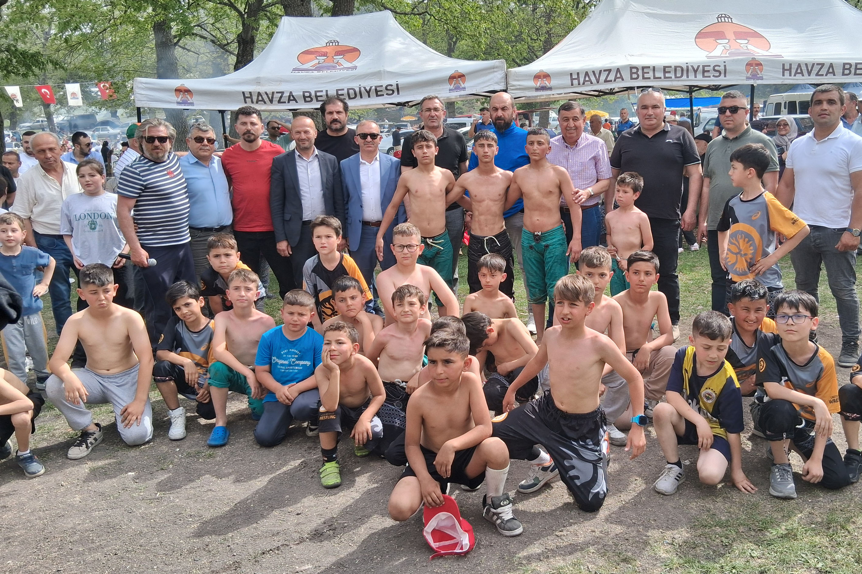 aa-20250525-38080438-38080434-havzalilar-piknikte-bulustu.jpg