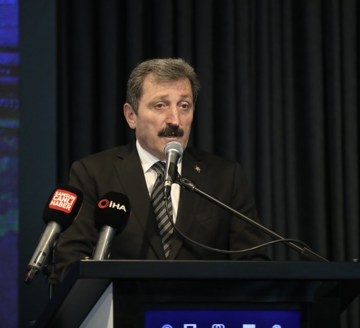 aa-20250527-38099148-38099146-samsunordu-kara-yolunda-kutle-kaymasi-nedeniyle-1250-metre-uzunlugundaki-alan-kamulastirilacak.jpg