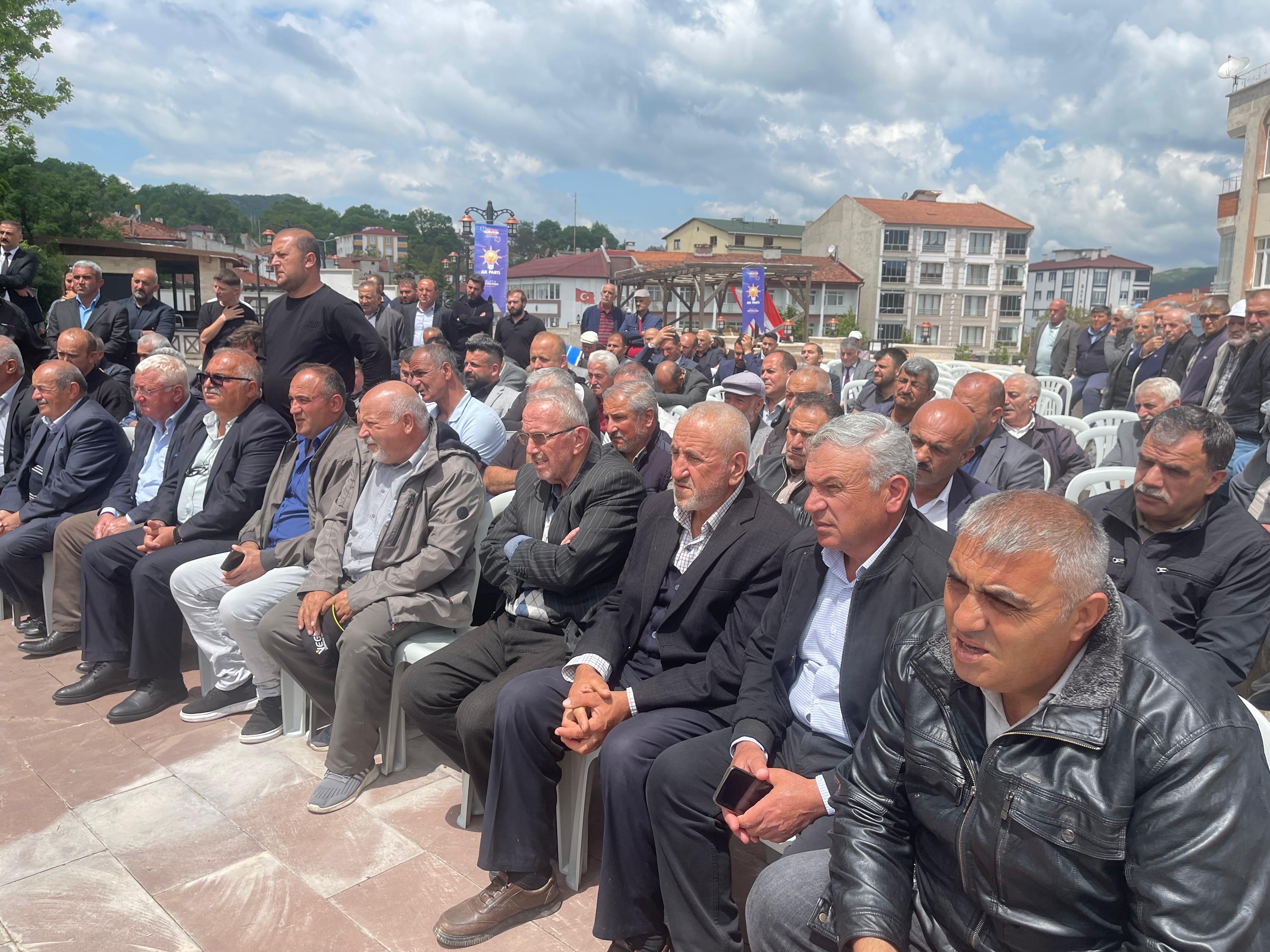 aa-20250603-38171017-38171016-ladikte-vatandas-soruyor-baskan-cevapliyor-programi-duzenlendi.jpg