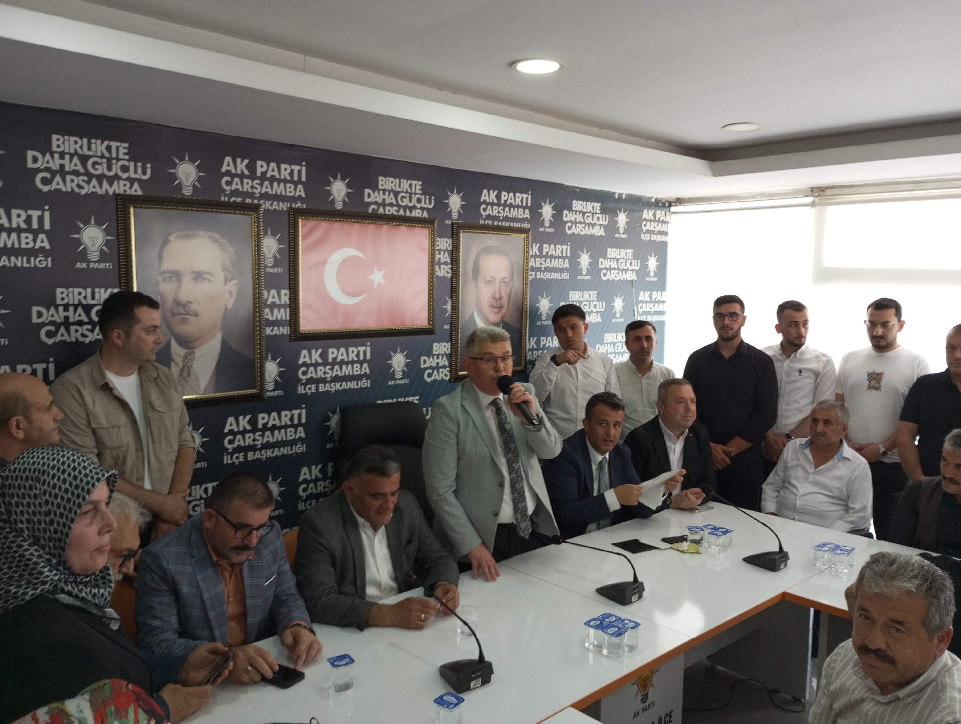 aa-20250607-38215089-38215086-ak-parti-carsamba-ilce-baskanliginca-bayramlasma-programi-duzenlendi.jpg