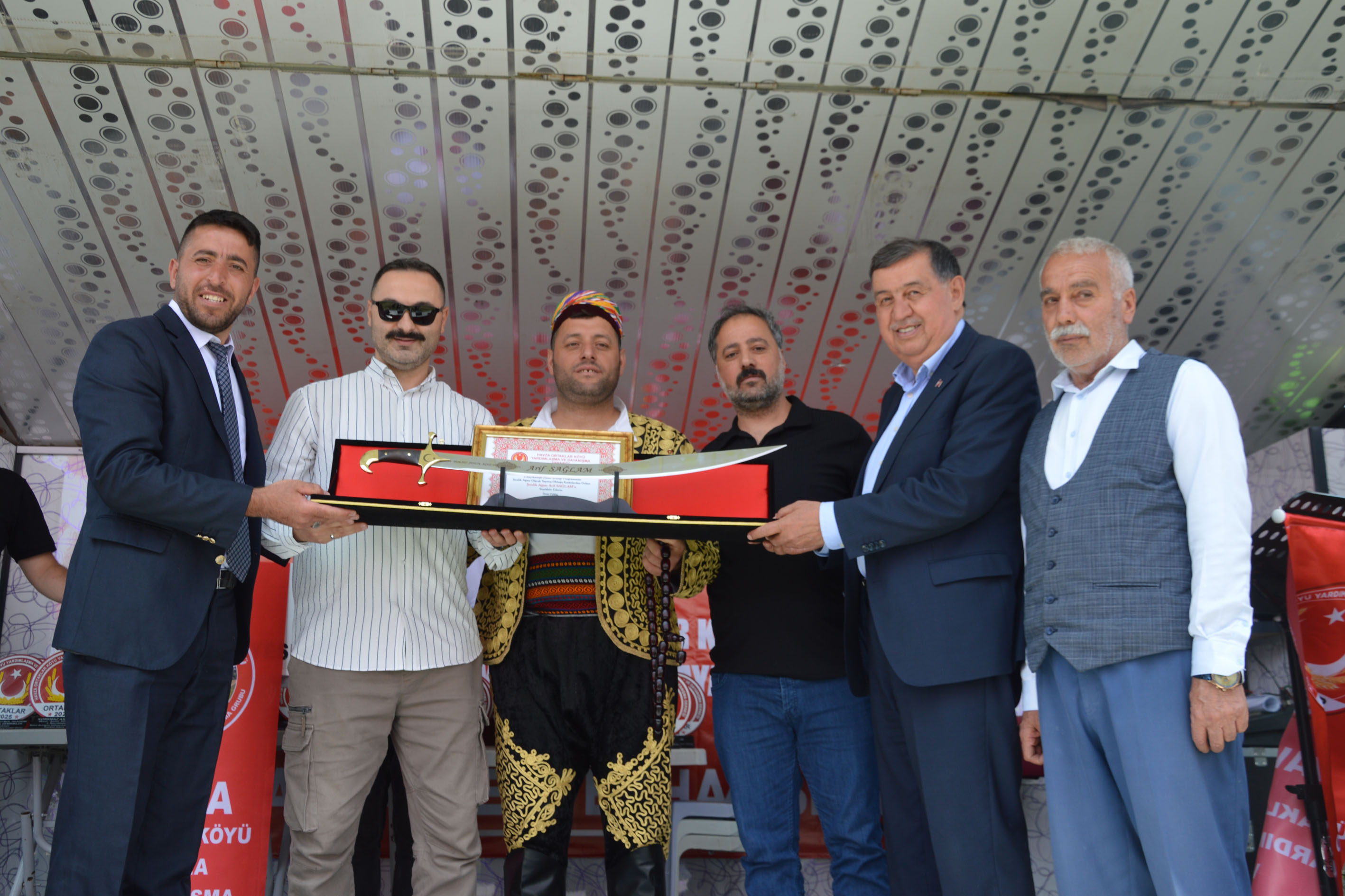 aa-20250608-38222260-38222256-havzada-2-bayraktepe-bahar-senligi-duzenlendi.jpg