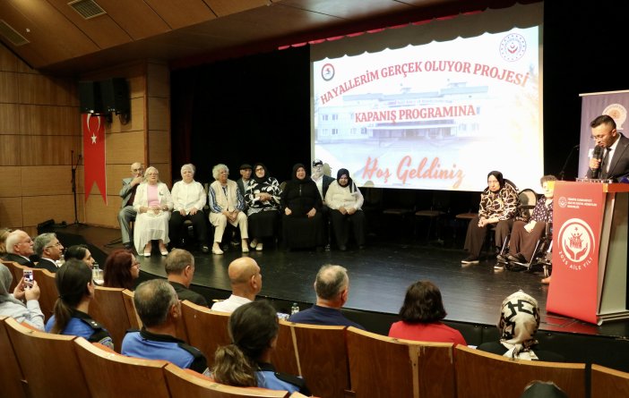 aa-20250613-38270518-38270514-huzurevi-sakinlerine-yonelik-hayallerim-gercek-oluyor-projesinin-kapanisi-yapildi.jpg