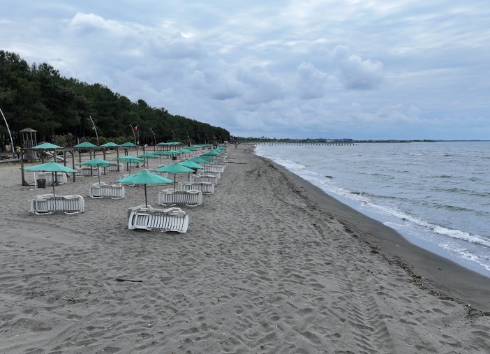 aa-20250622-38352216-38352211-karadenizin-en-uzun-sahil-seridine-sahip-kenti-samsunda-mavi-bayrakli-plajlar-16ya-yukseldi.jpg