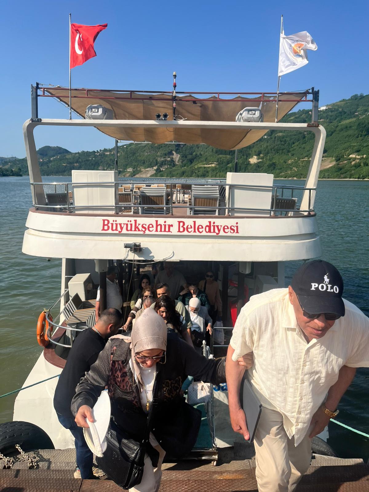 aa-20250623-38363131-38363129-ayvacikta-tekne-turu-ilgi-cekiyor.jpg
