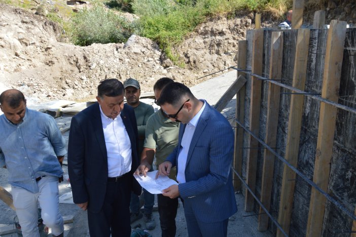 aa-20250625-38381090-38381085-havzada-akarsu-yatagi-islah-calismalari-devam-ediyor.jpg