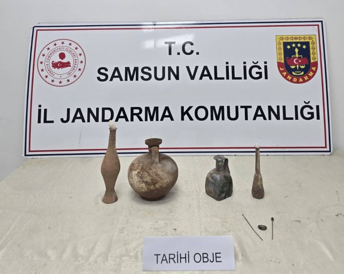 aa-20250627-38400005-38400004-samsunda-tarihi-eser-kacakciligi-operasyonunda-2-zanli-yakalandi.jpg