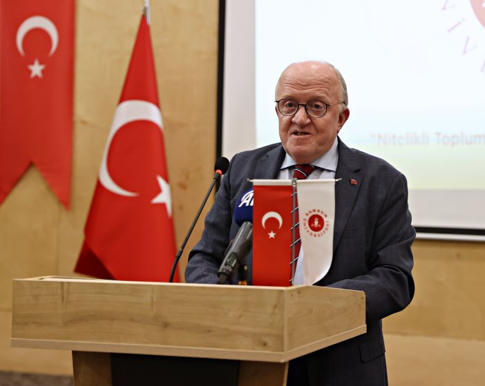 aa-20250710-38527341-38527337-samsun-universitesinde-50-lise-ogrencisi-yapay-zeka-yaz-okulu-tamamladi.jpg