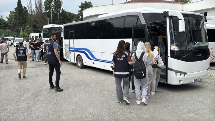 aa-20250711-38530594-38530588-samsun-merkezli-yasa-disi-bahis-operasyonunda-yakalanan-40-zanli-adliyede.jpg