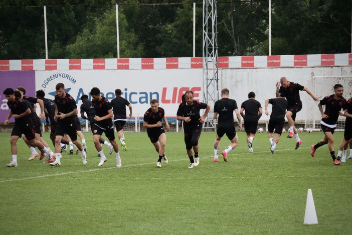 aa-20250711-38537620-38537614-samsunspor-yeni-sezonda-gecen-yilki-basarisini-surdurmeyi-hedefliyor.jpg