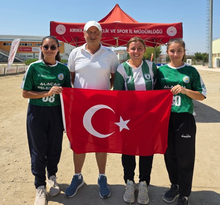 alacamsporun-altin-kizlari-dunya-sampiy-813658-240954.jpg