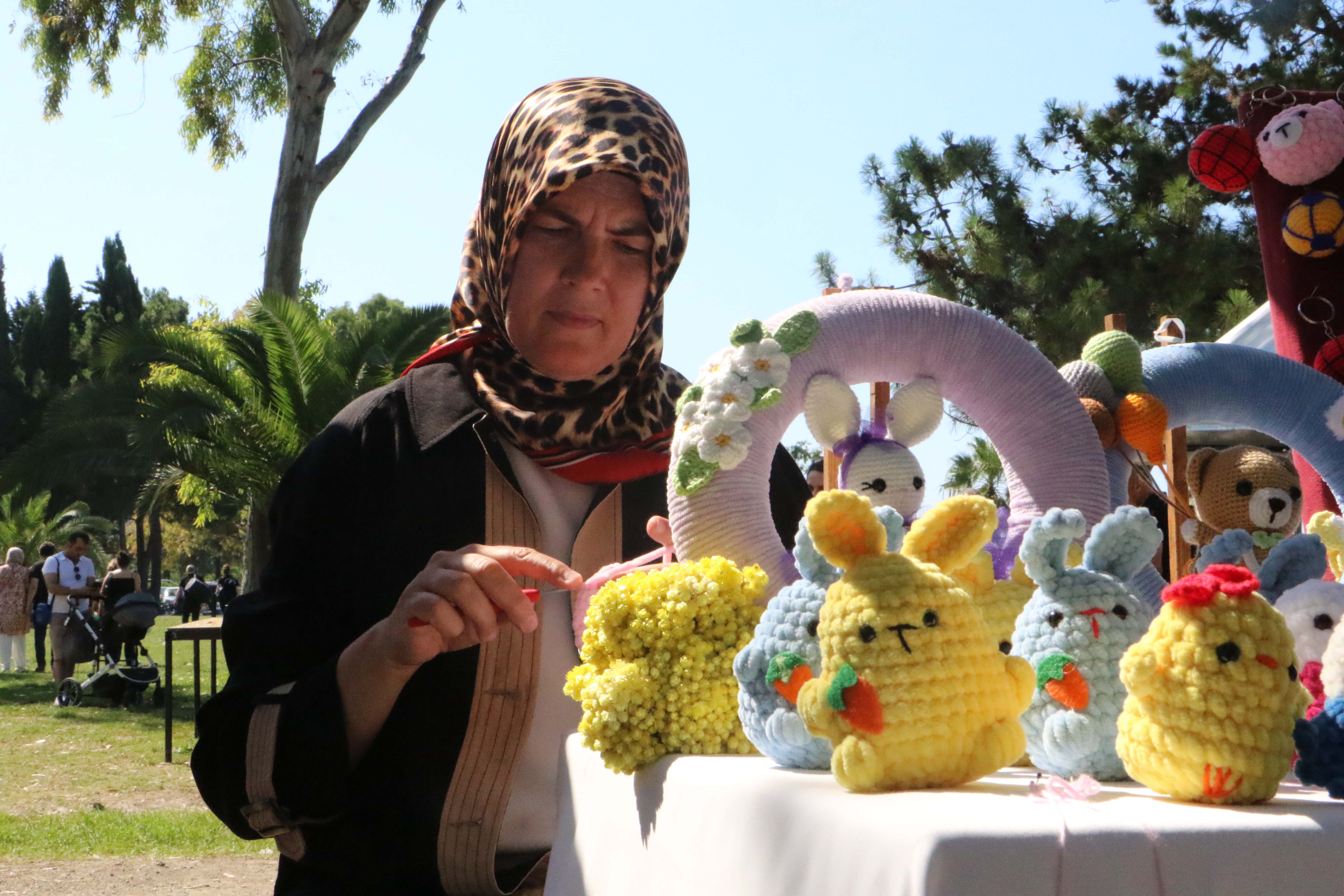yegenine-hediye-vermek-icin-basladigi-ja-815057-241372.jpg