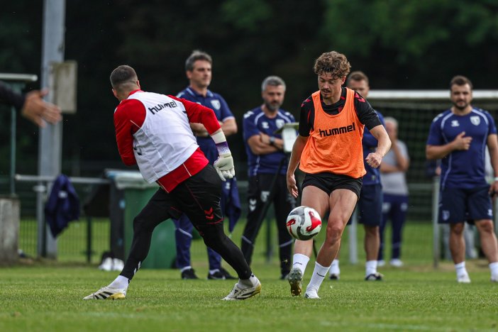 samsunspor-hollanda-kampinda-hazirlikla-821431-243347.jpg