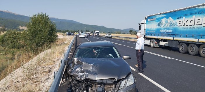 aa-20250730-38702199-38702198-samsunda-otomobille-hafif-ticari-arac-carpisti-1-kisi-oldu-1-kisi-yaralandi.jpg