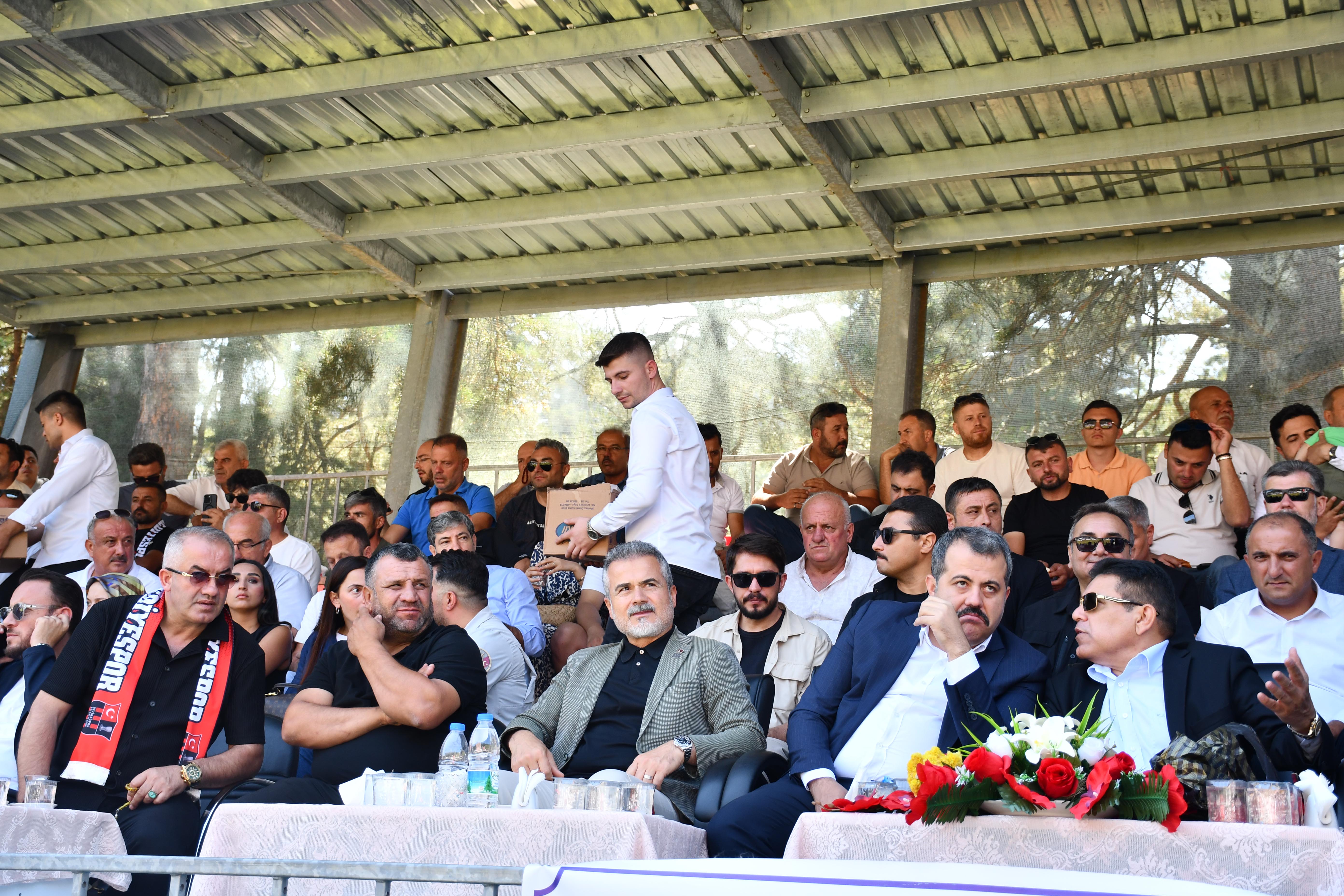 aa-20250811-38796810-38796806-19-kunduz-gureslerinin-baspehlivani-feyzullah-ozturk-oldu.jpg