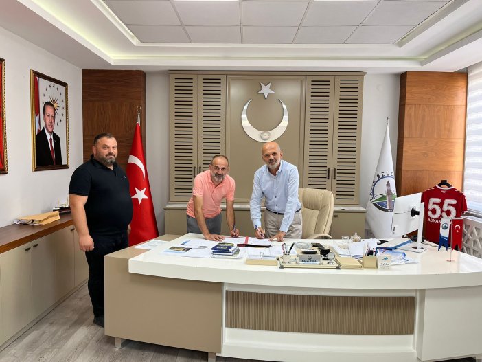 aa-20250813-38819751-38819749-ladik-belediyespor-teknik-direktor-resul-delireisoglu-ile-anlasti.jpg