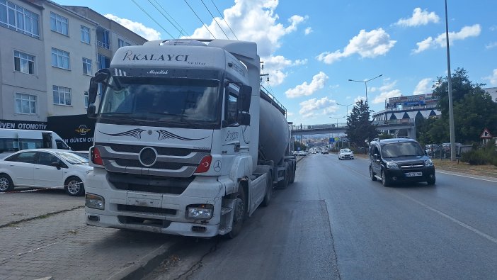 aa-20250816-38846302-38846300-samsunda-kamyonla-carpisan-otomobildeki-yolcu-yaralandi.jpg