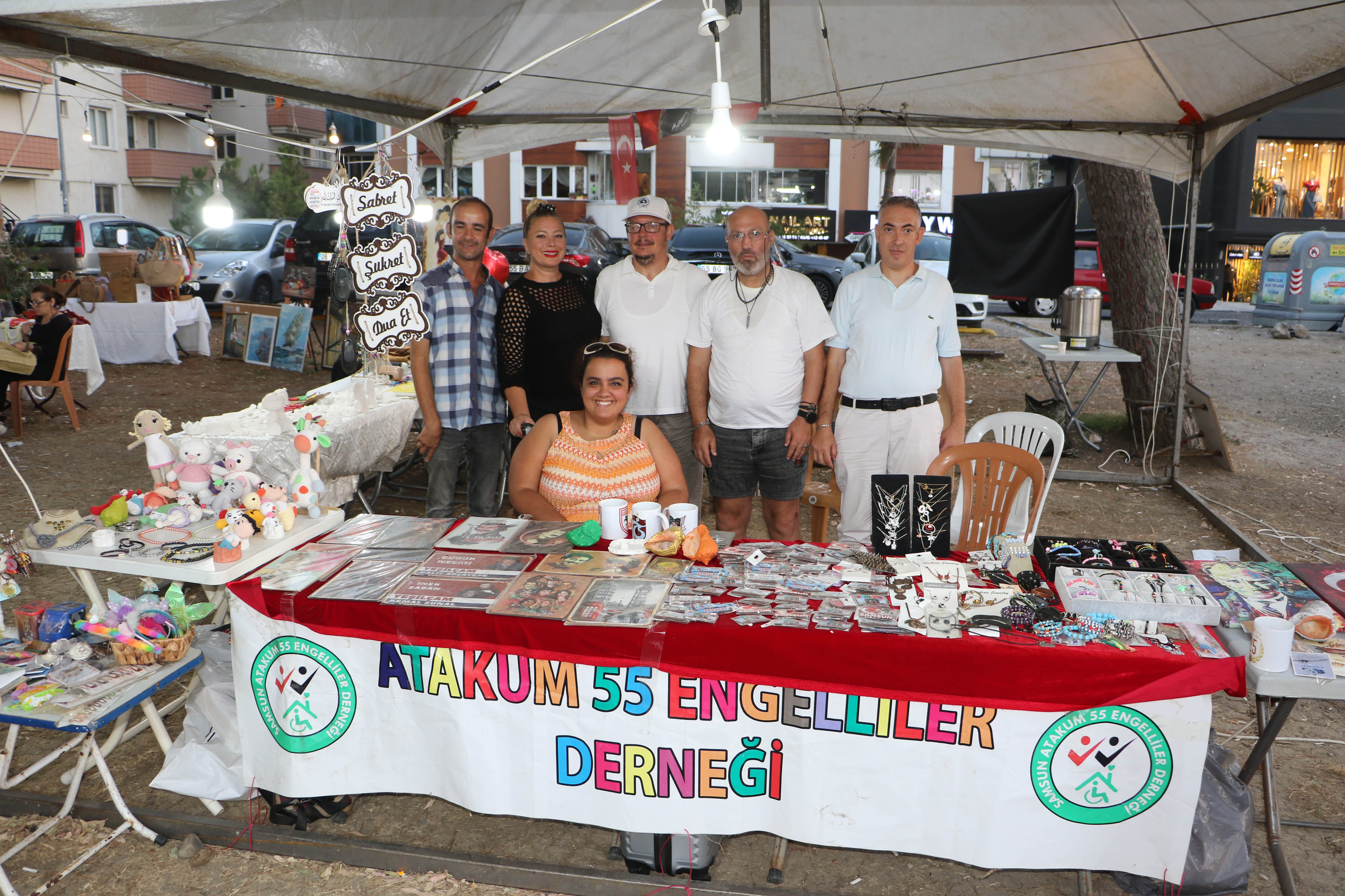engelli-bireyler-yeteneklerini-urunlere-880381-261517.jpg