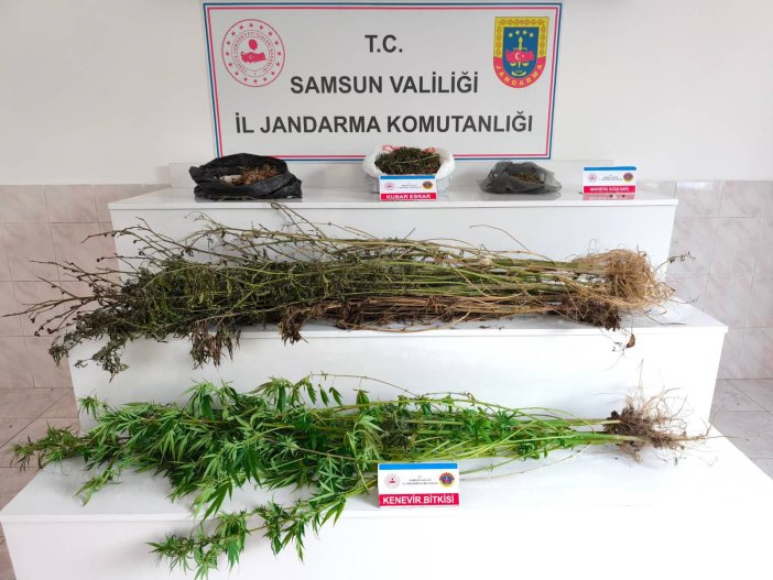 aa-20250904-39022248-39022246-samsunda-uyusturucu-operasyonunda-3-kisi-yakalandi.jpg