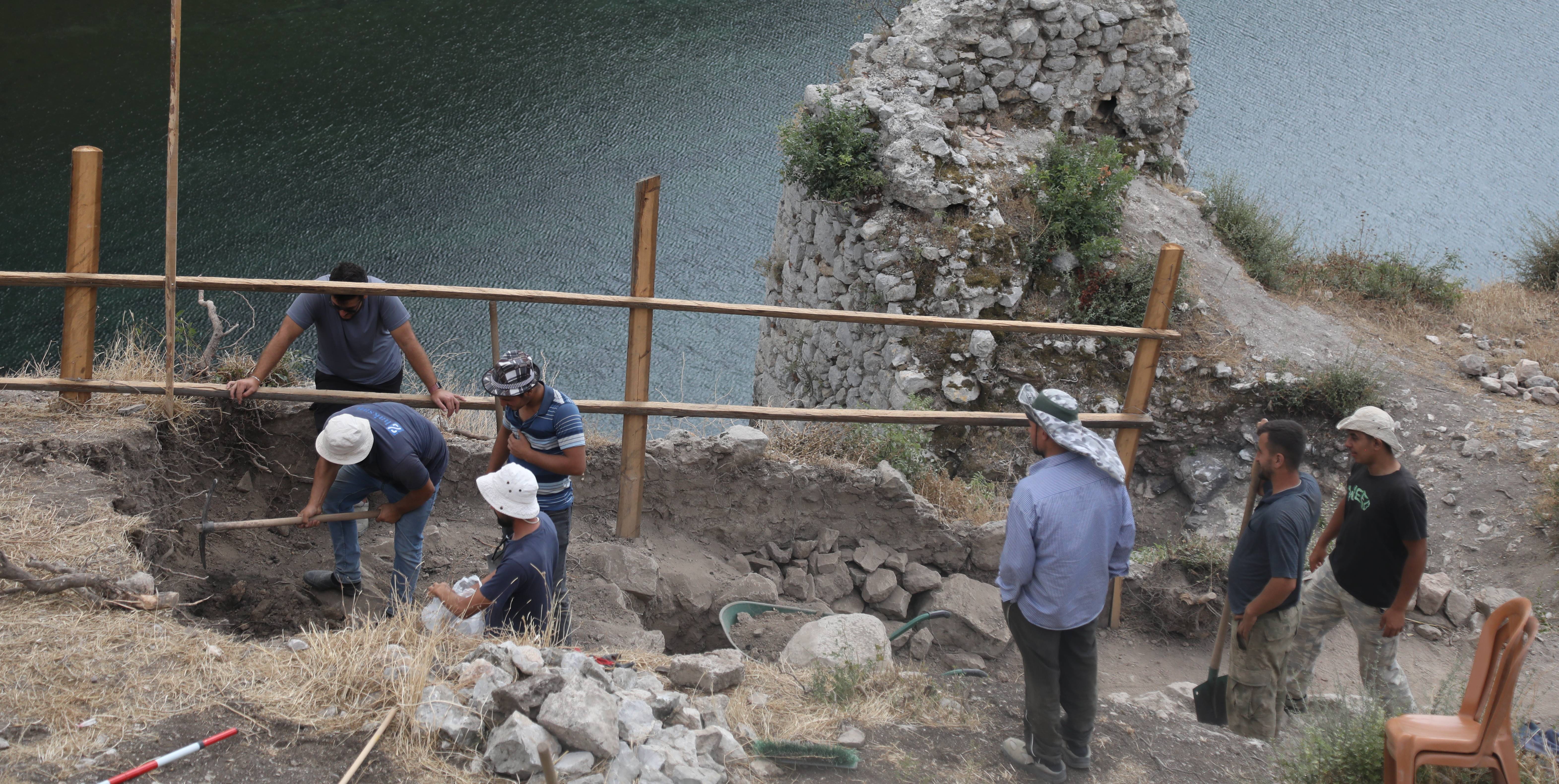 aa-20250907-39044997-39044977-samsundaki-asarkalede-sarnic-mabet-ve-basamakli-tunel-gibi-yapilar-ortaya-cikarildi.jpg