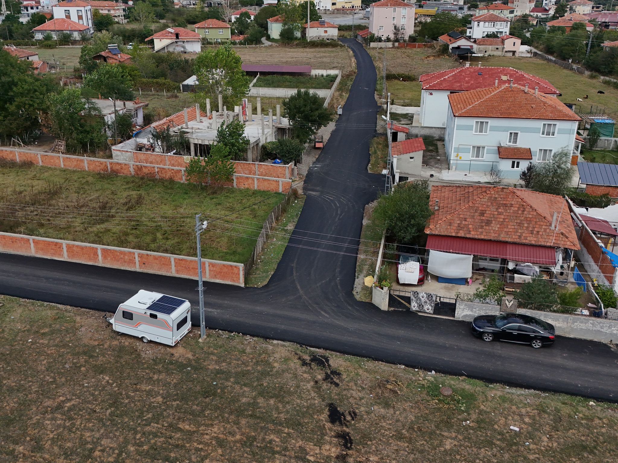 aa-20250912-39094206-39094204-bafra-belediyesi-yol-ve-kaldirim-calismalarini-surduruyor.jpg