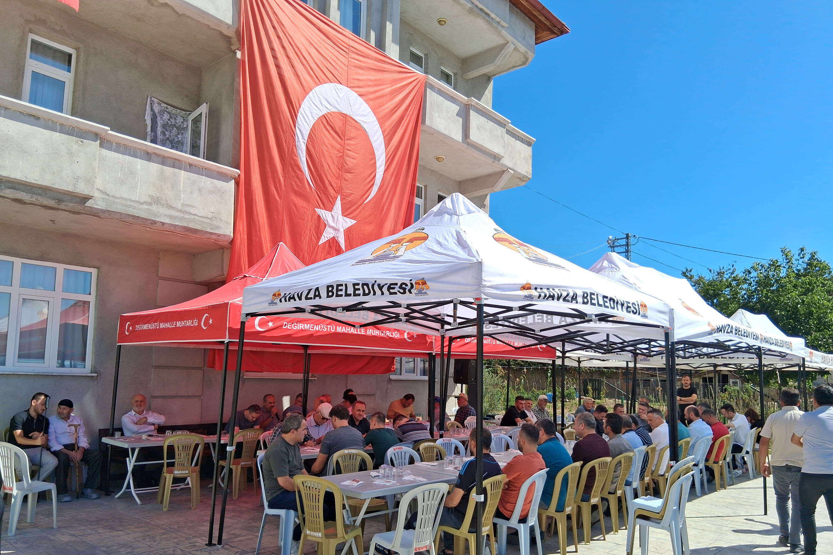 aa-20250914-39110586-39110585-sehit-jandarma-yuzbasi-mahmut-top-icin-havzada-mevlit-okutuldu.jpg