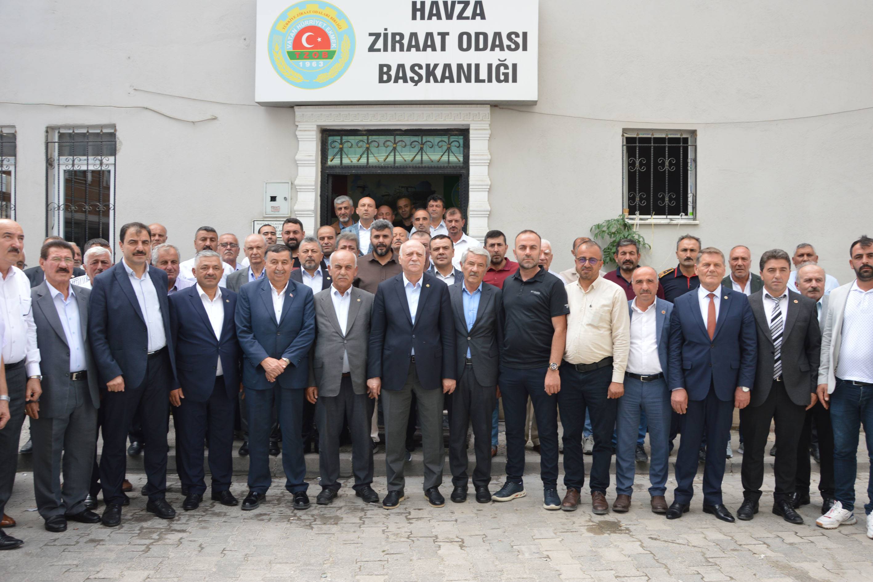 aa-20250916-39129173-39129170-tzob-genel-baskani-bayraktar-samsunda-ziyaretlerde-bulundu.jpg