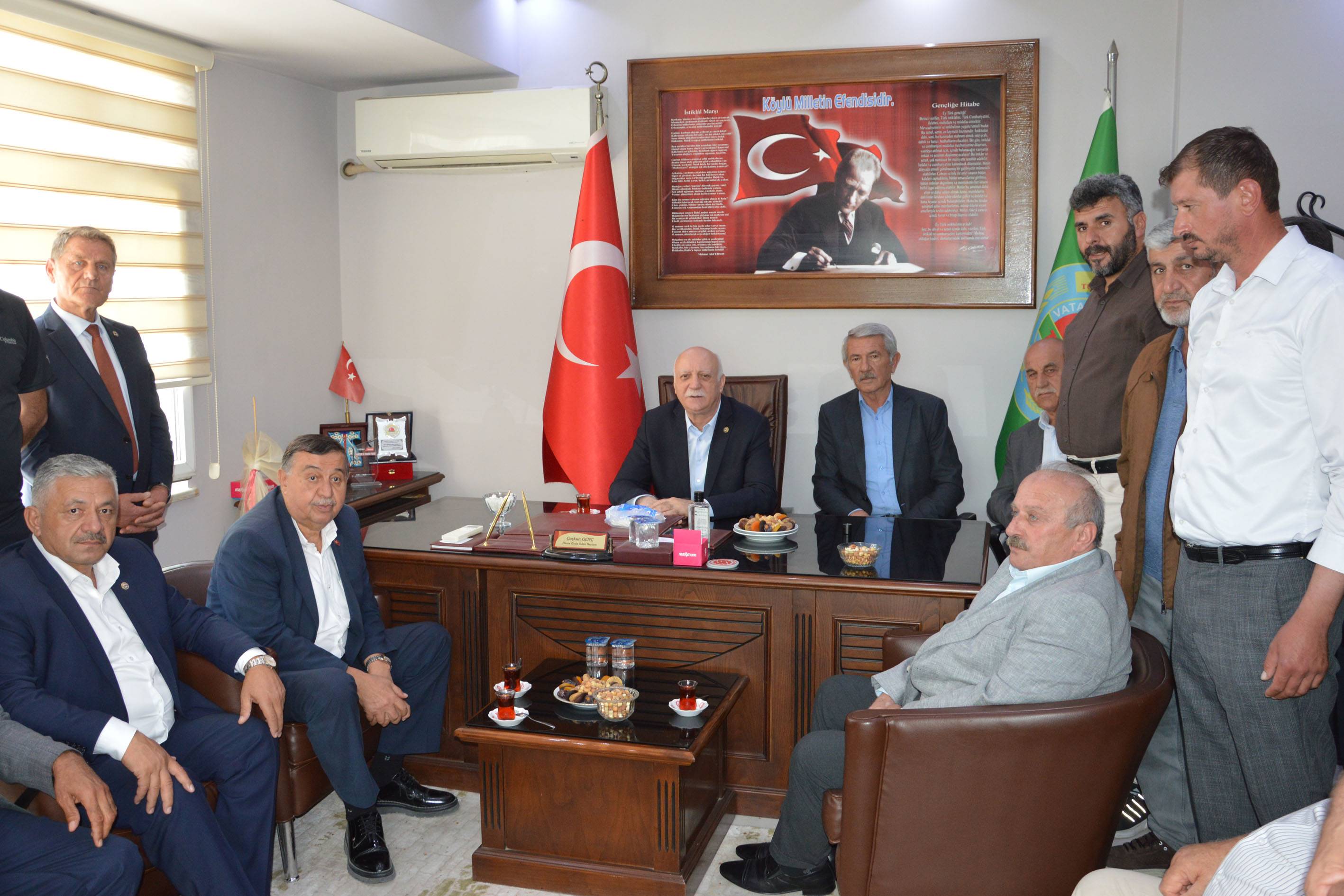 aa-20250916-39129173-39129172-tzob-genel-baskani-bayraktar-samsunda-ziyaretlerde-bulundu.jpg