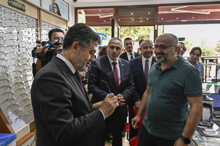 2025-09-y25-1.jpg