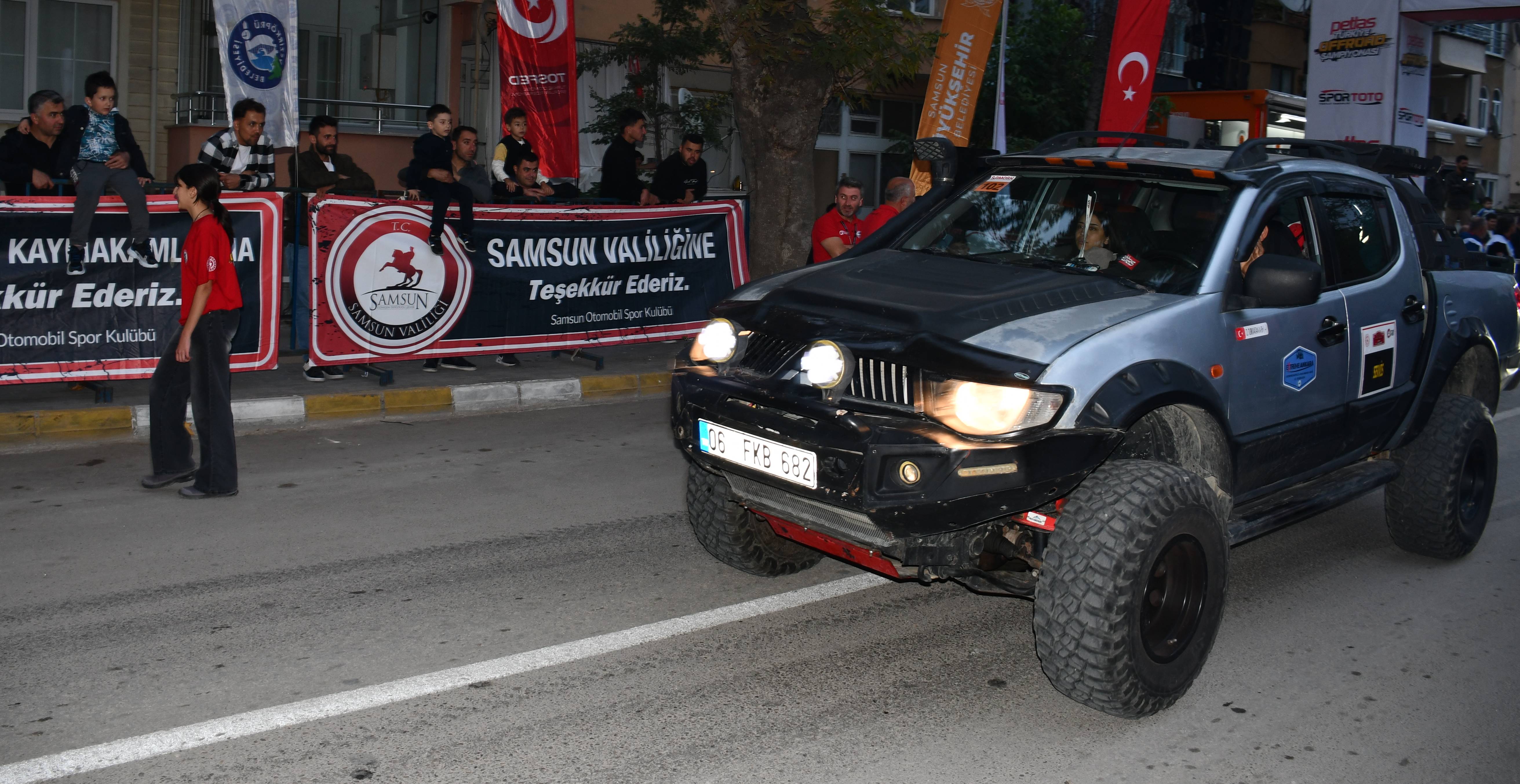 aa-20250926-39235920-39235919-petlas-2025-turkiye-offroad-sampiyonasi-4-ayak-vezirkopru-yarisi-basladi.jpg