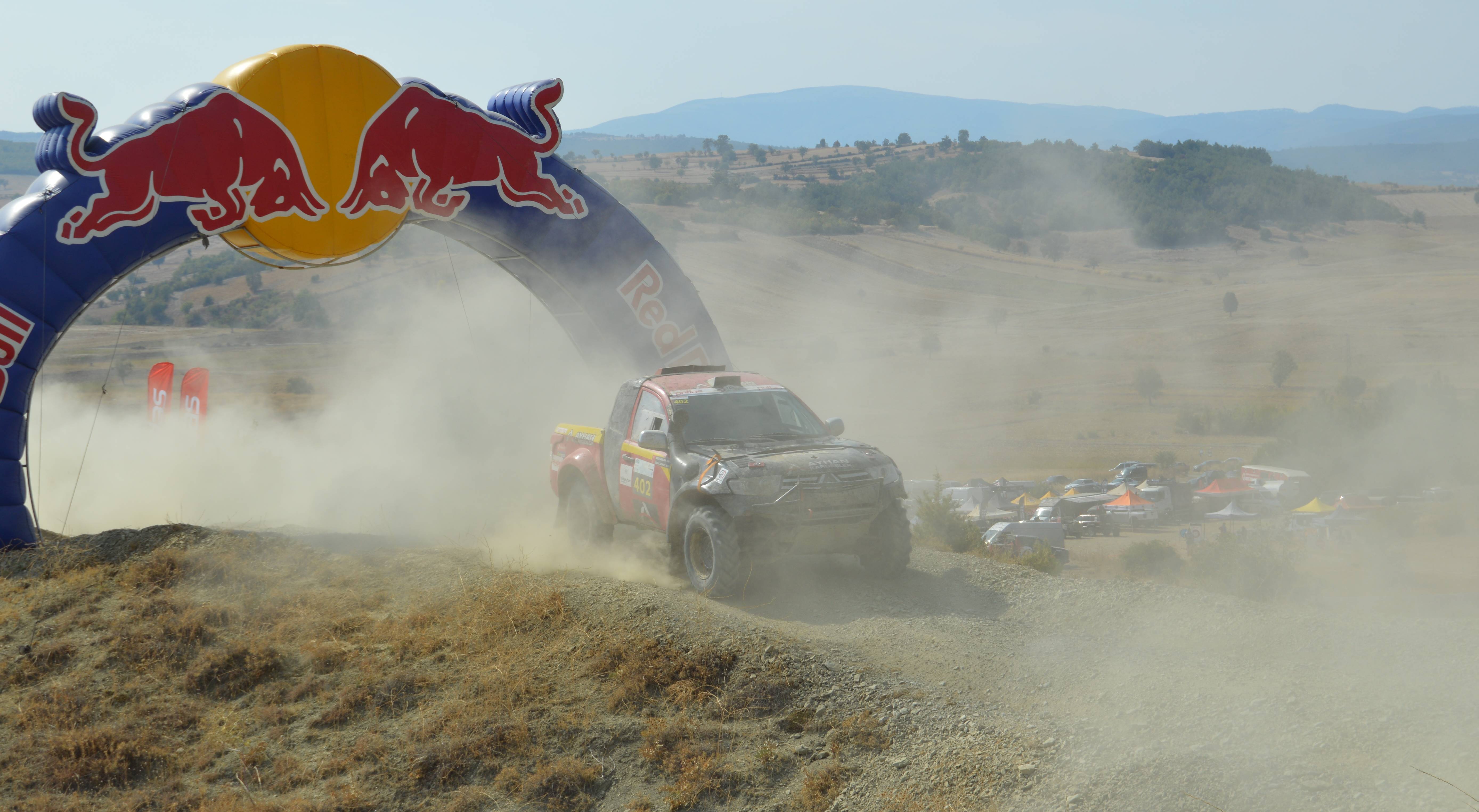 aa-20250928-39252389-39252388-petlas-2025-turkiye-offroad-sampiyonasi-vezirkopru-yarisi-sona-erdi.jpg