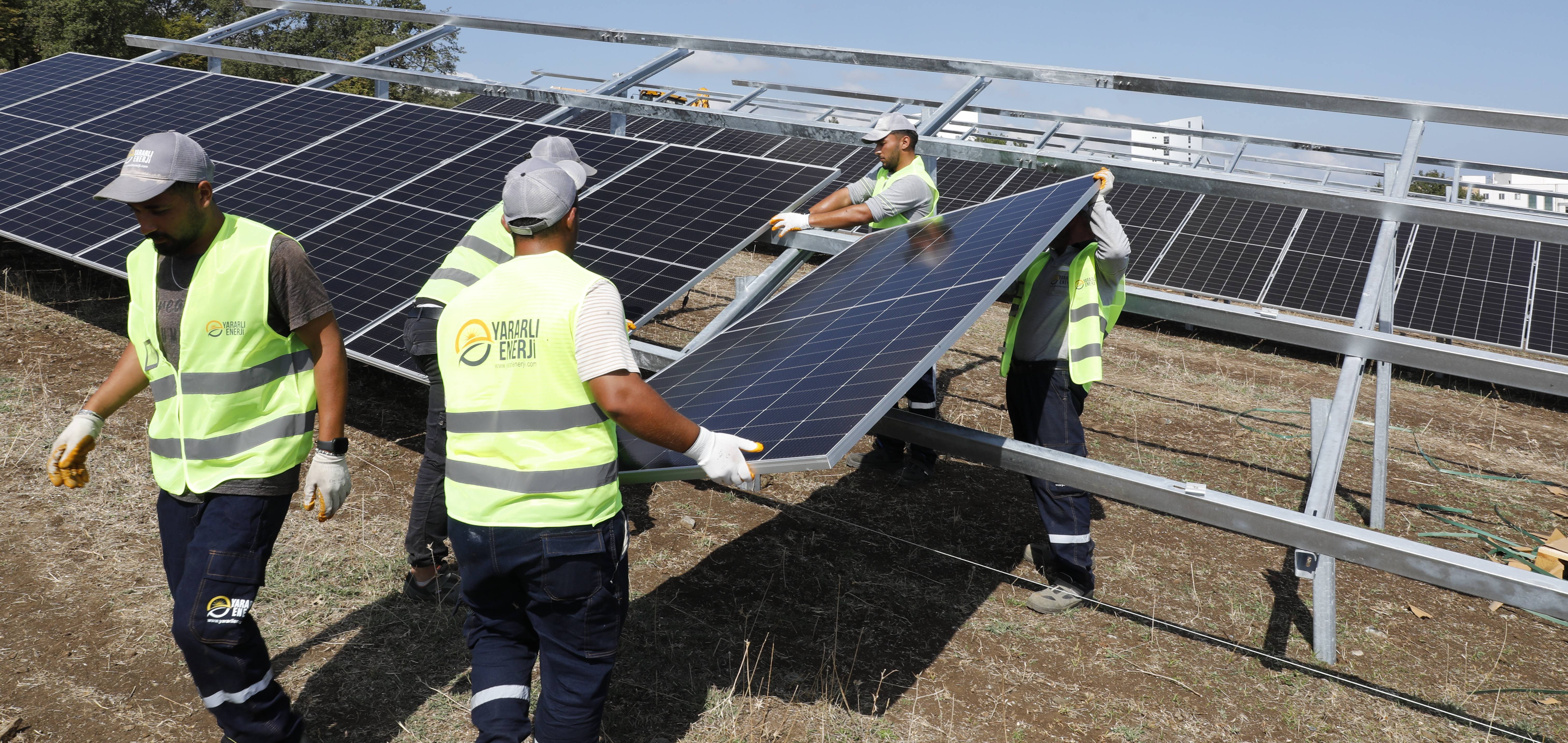 aa-20251002-39286662-39286660-ondokuz-mayis-universitesi-elektrik-tuketiminin-yuzde-30unu-gunes-enerjisinden-karsilayacak.jpg