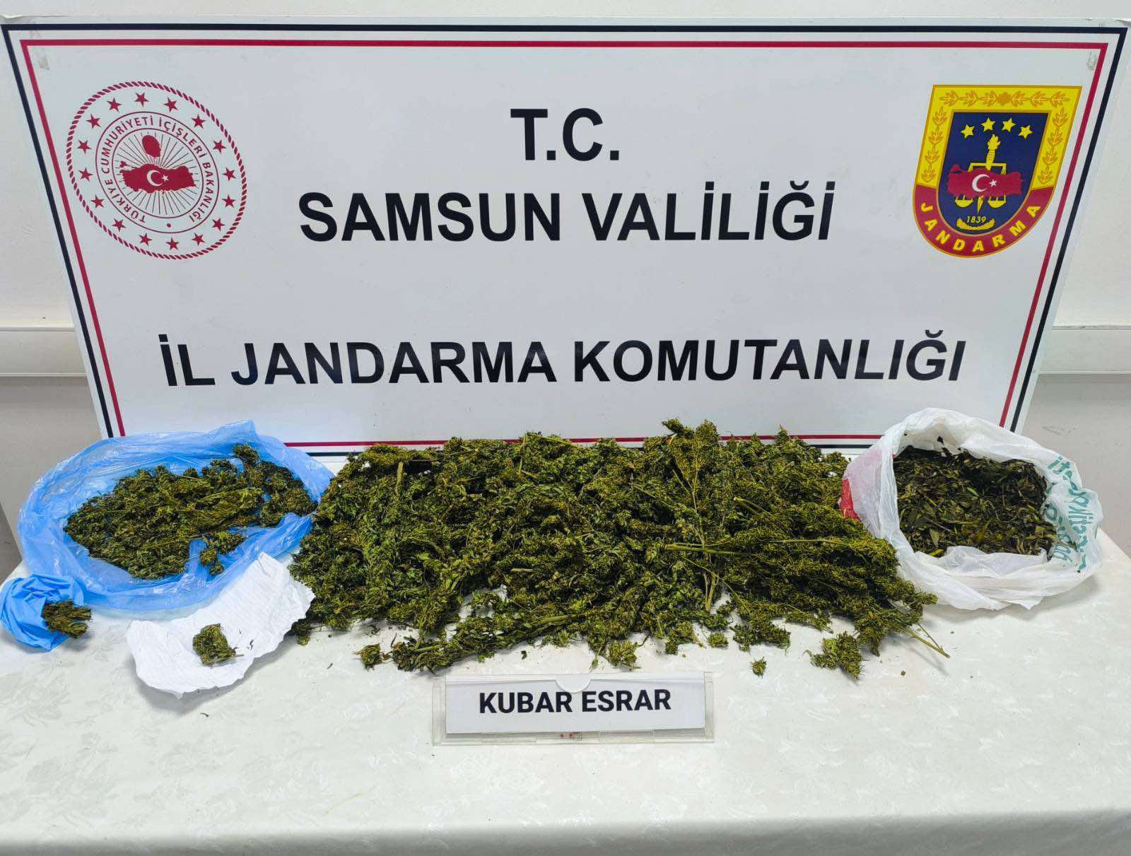 aa-20251008-39350518-39350517-samsunda-uyusturucu-operasyonunda-1-kisi-gozaltina-alindi.jpg