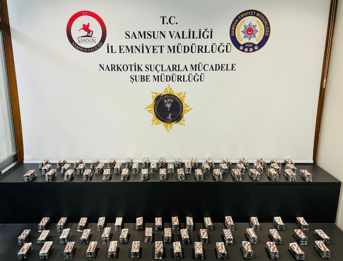 aa-20251018-39448712-39448711-samsunda-uyusturucu-operasyonunda-2-supheli-yakalandi.jpg